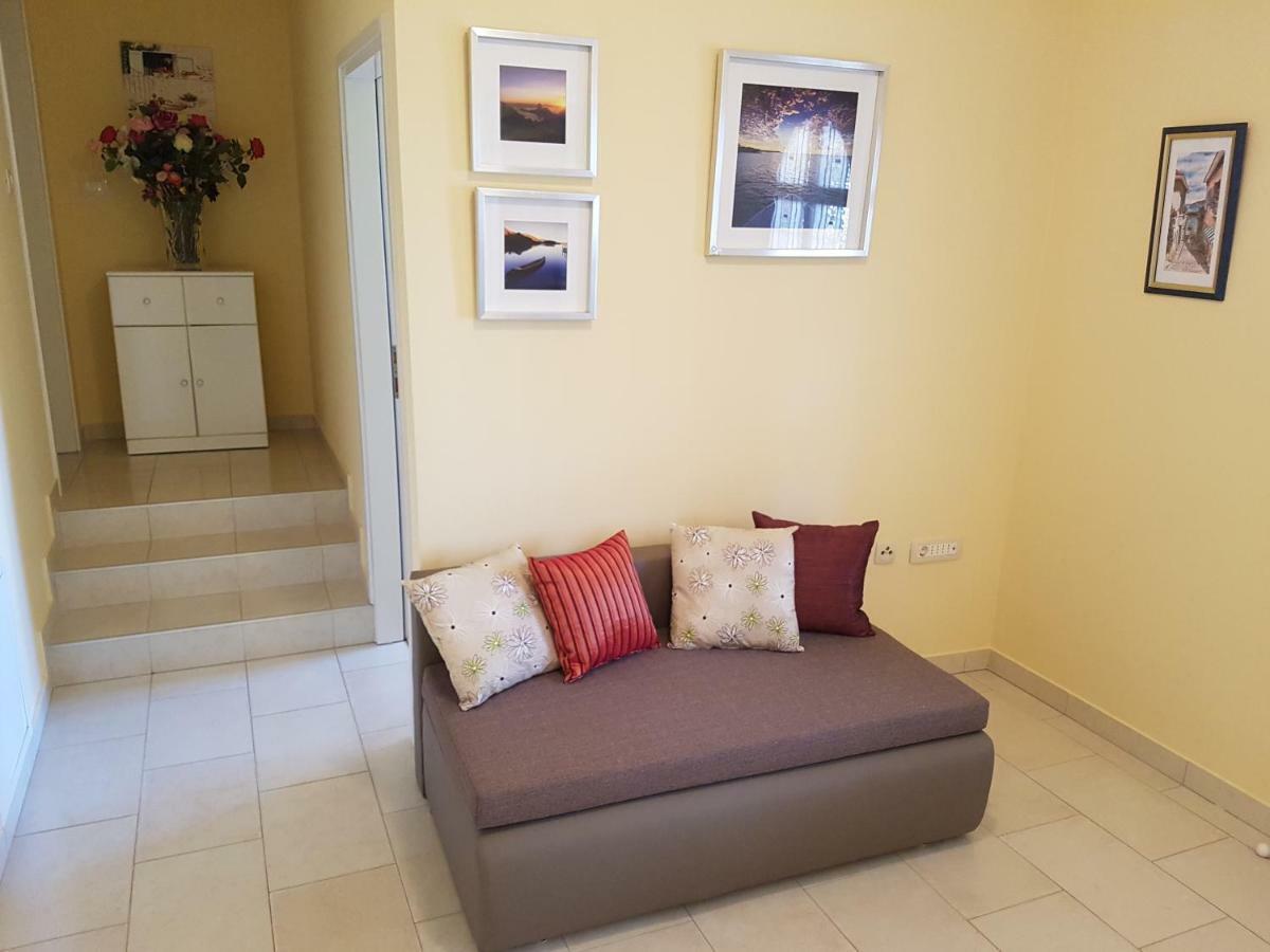 Apartment Barba Ližnjan Eksteriør billede